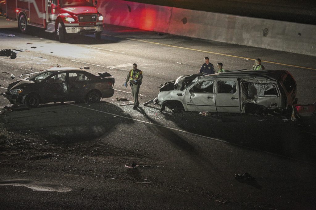 210928 car crash mn 1315